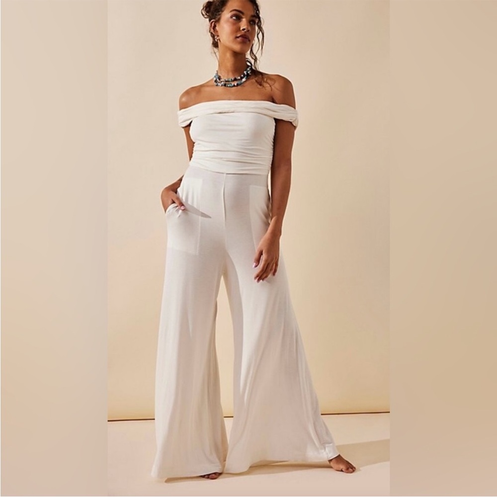 NWOT FREE PEOPLE KENNA ONE PIECE SIZE S WHITE